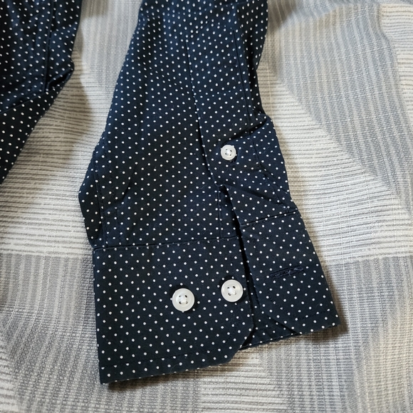 Old Navy Slim Fit Dress Shirt - Picture 3 of 5
